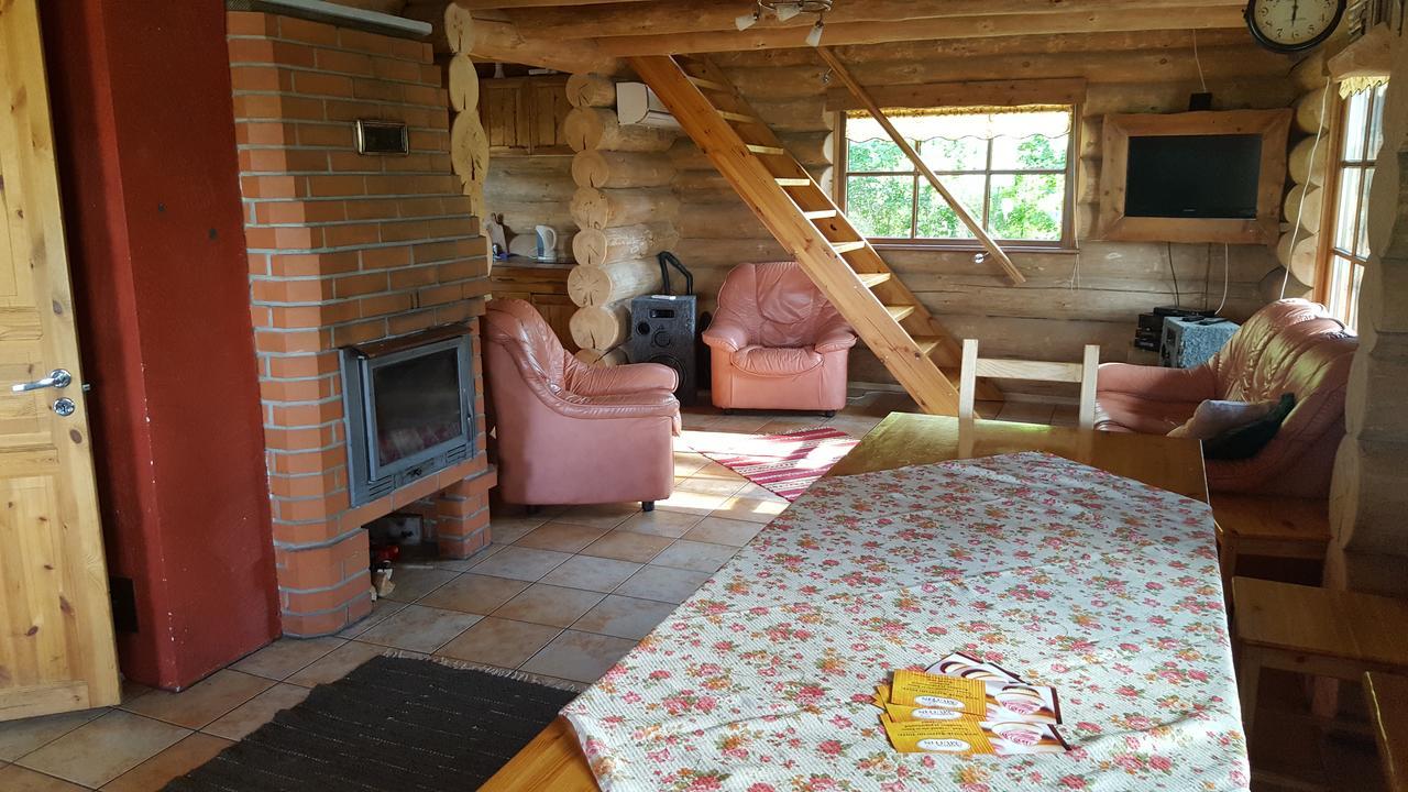 Oksa Puhkemaja Guest House Voru Luaran gambar